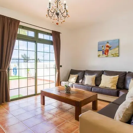 Pico Partido Heated Pool Tinguaton