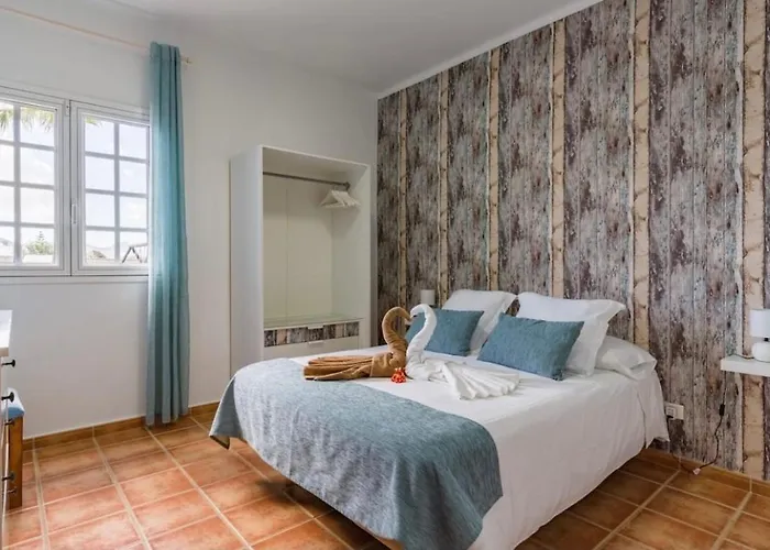 Pico Partido Heated Pool Tinguaton