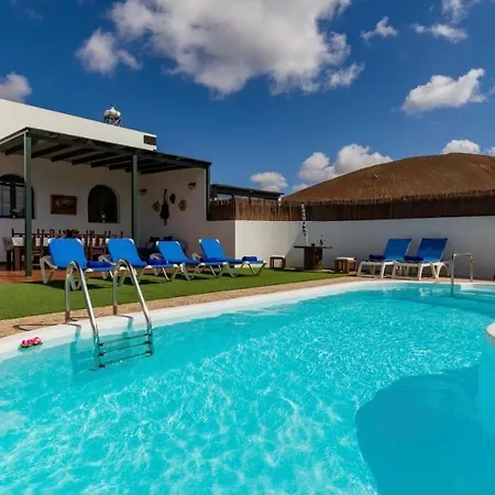 Villa Pico Partido Heated Pool