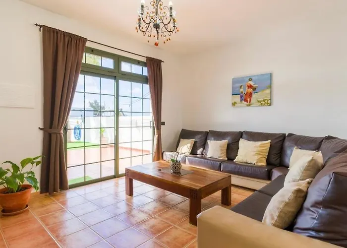 Pico Partido Heated Pool Tinguatón