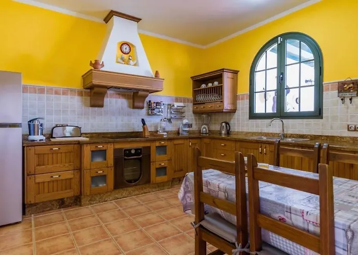 Pico Partido Heated Pool Villa *