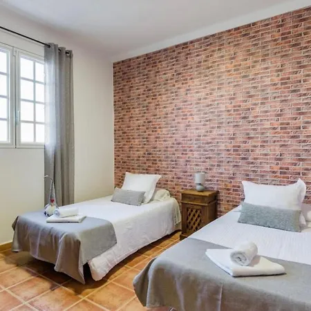 Pico Partido Heated Pool Tinguaton